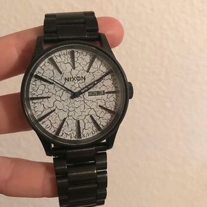Nixon black/crackle watch men’s